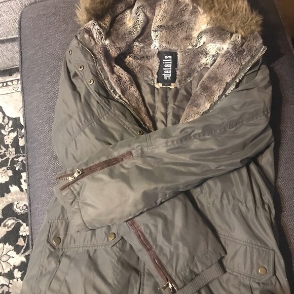 D.E.T.A.I.L.S INTL Jackets & Blazers - D.E.T.A.I.L.S INTL Women’s Winter Coat